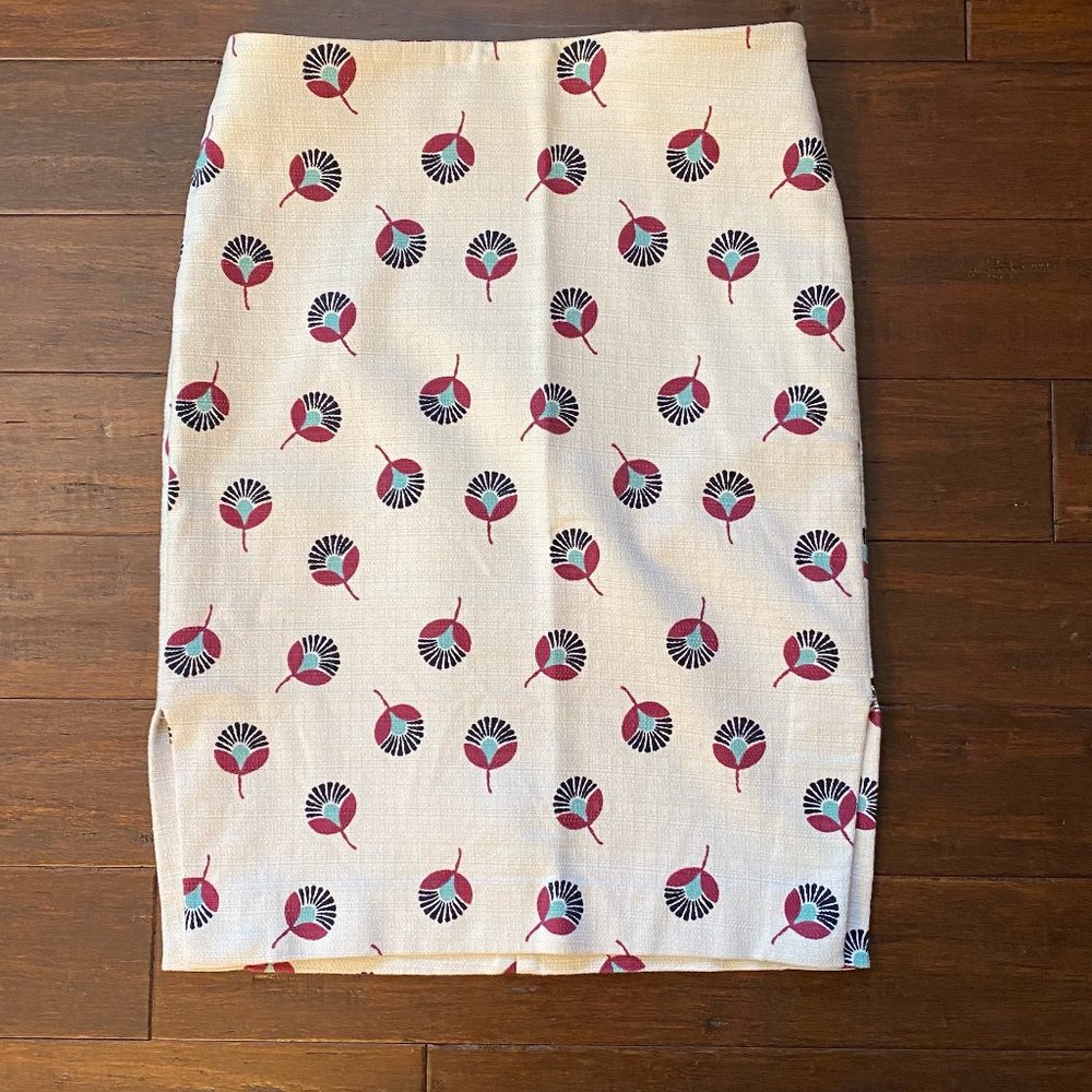 LOFT White Floral Pencil Skirt